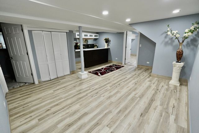 8734 S Honore Street, Chicago, IL 60620