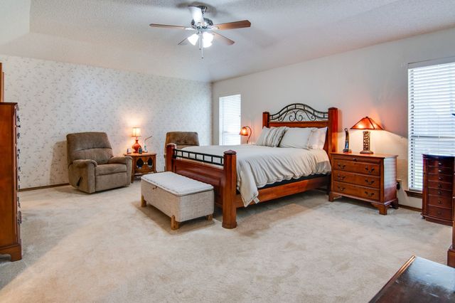 6620 Diamond Ridge Drive, North Richland Hills, TX 76180