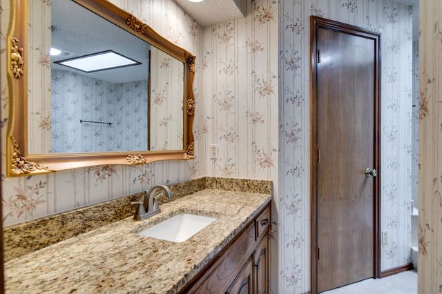 6620 Diamond Ridge Drive, North Richland Hills, TX 76180