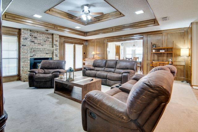 6620 Diamond Ridge Drive, North Richland Hills, TX 76180