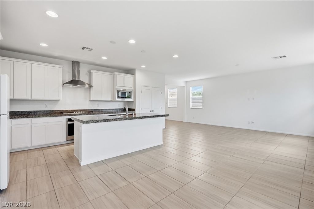 4729 Challenger Street, North Las Vegas, NV 89031 — photo 5