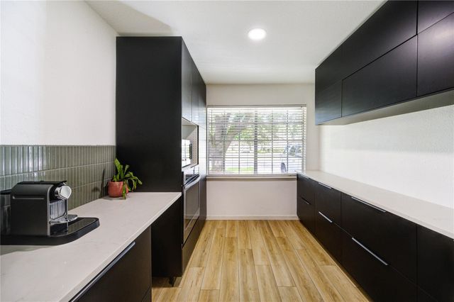 1718 Capstan Road, Houston, TX 77062