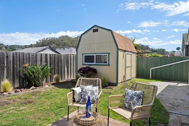 851 Standish Road, Pacifica, CA 94044