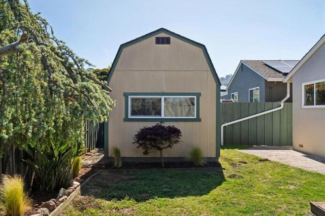 851 Standish Road, Pacifica, CA 94044