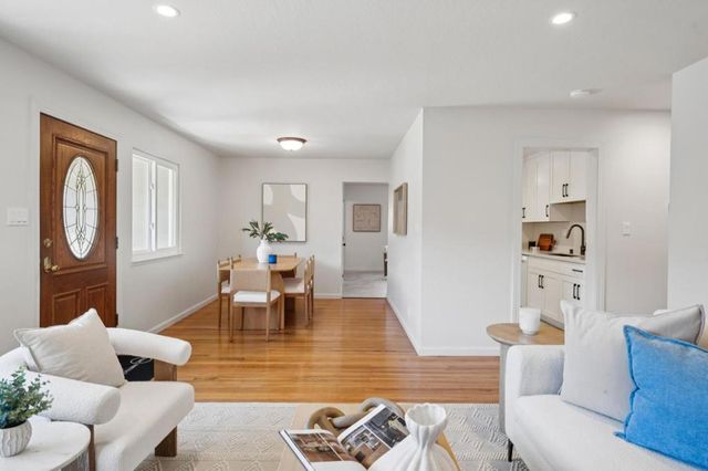 851 Standish Road, Pacifica, CA 94044