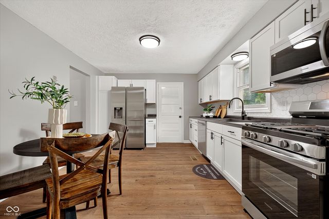1127 Evans Avenue, Noblesville, IN 46060