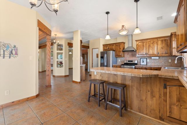 1704 13th Street SE, Rio Rancho, NM 87124