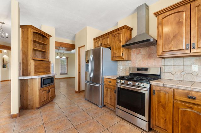 1704 13th Street SE, Rio Rancho, NM 87124
