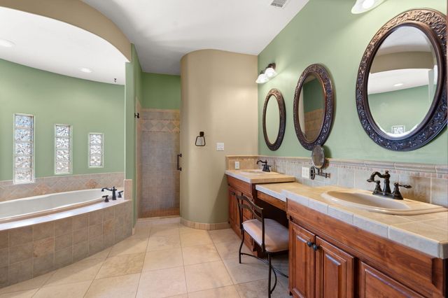 1704 13th Street SE, Rio Rancho, NM 87124