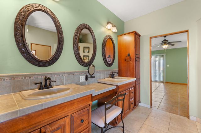 1704 13th Street SE, Rio Rancho, NM 87124