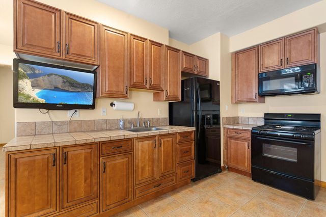 1704 13th Street SE, Rio Rancho, NM 87124