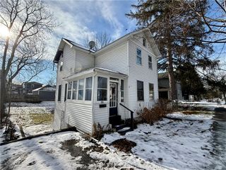 33 Miller Street, Seneca Falls, NY 13148