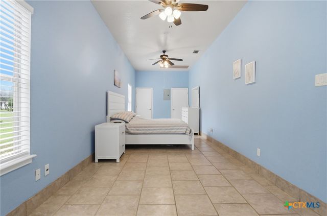 642 Phantom Rider Trail, Spring Branch, TX 78070