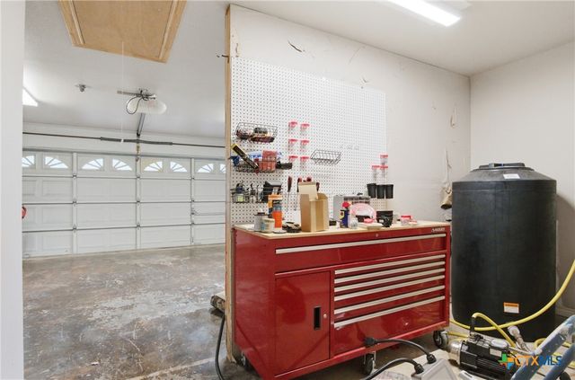 642 Phantom Rider Trail, Spring Branch, TX 78070