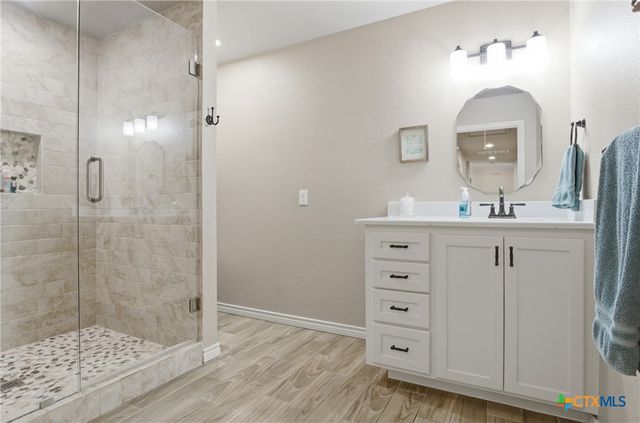 642 Phantom Rider Trail, Spring Branch, TX 78070