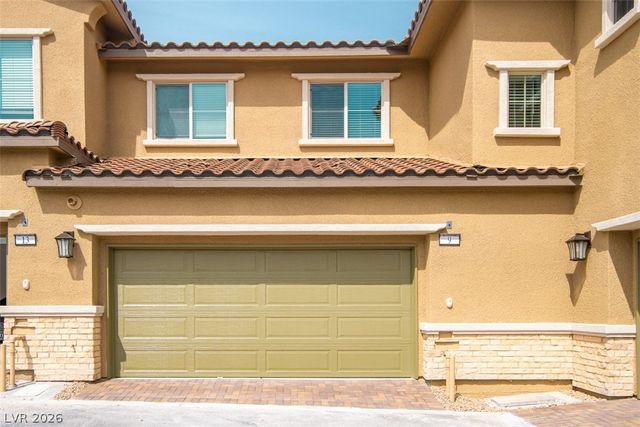 9 Alamere Falls Drive, Las Vegas, NV 89138