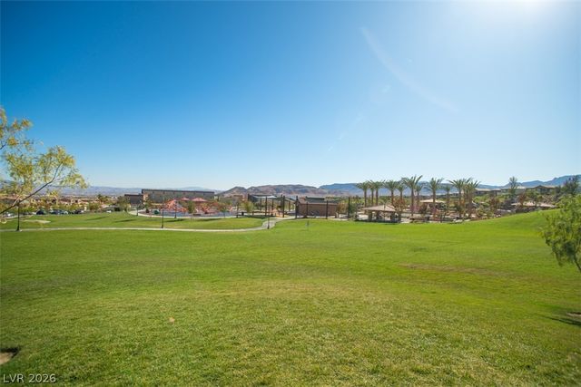 9 Alamere Falls Drive, Las Vegas, NV 89138