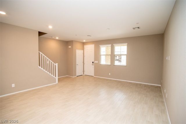 9 Alamere Falls Drive, Las Vegas, NV 89138