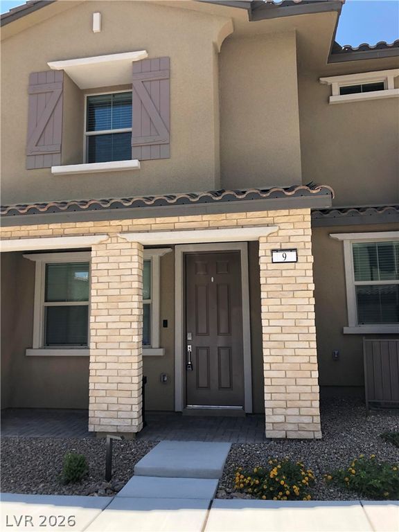 9 Alamere Falls Drive, Las Vegas, NV 89138