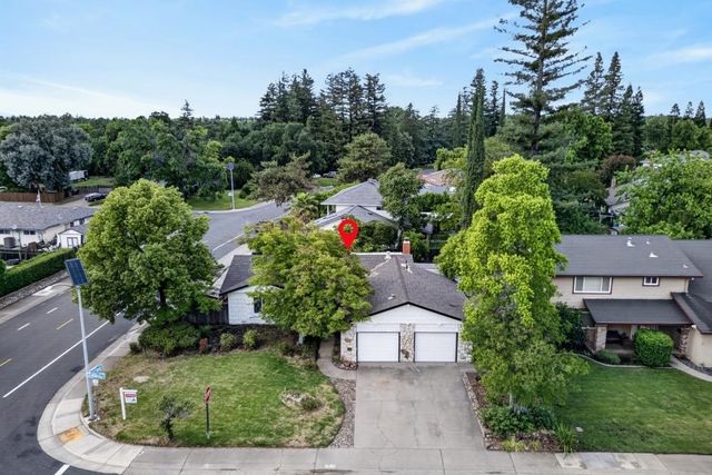 10001 LA PLACITA Dr, Rancho Cordova, CA 95670