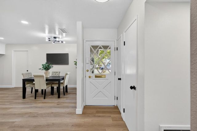 10001 LA PLACITA Dr, Rancho Cordova, CA 95670