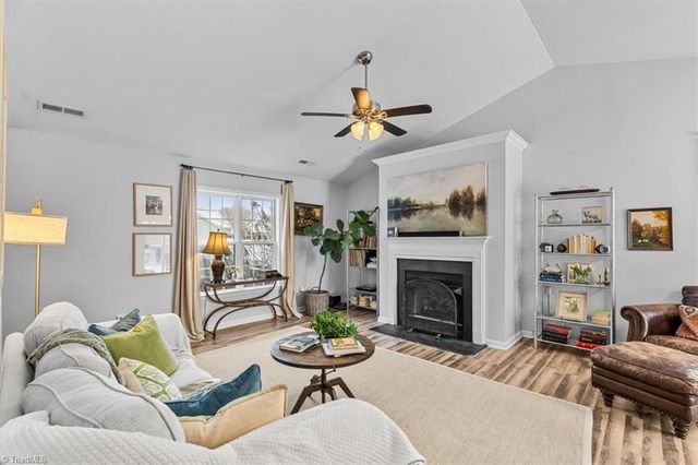 754 Hitchcock Way, High Point, NC 27265