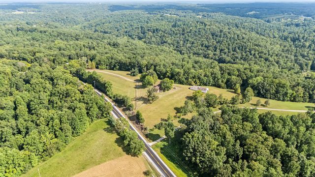 3085 Hwy 47 N, White Bluff, TN 37187