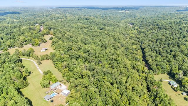 3085 Hwy 47 N, White Bluff, TN 37187