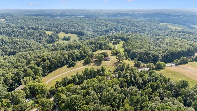 3085 Hwy 47 N, White Bluff, TN 37187