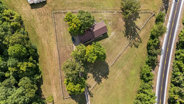 3085 Hwy 47 N, White Bluff, TN 37187