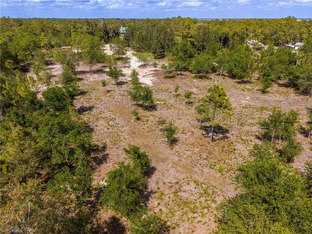 11540 Fox Hill RD, North Fort Myers, FL 33917