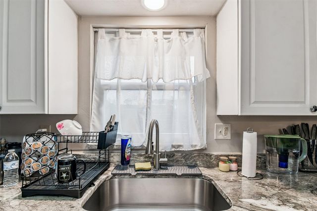 7810 BIRCHWOOD DR, Port Richey, FL 34668