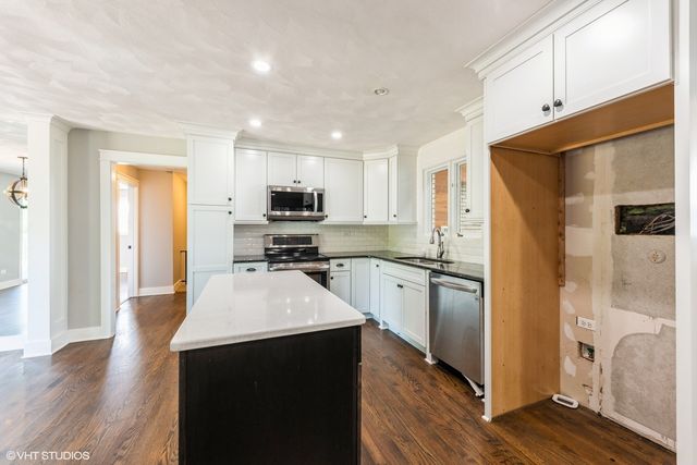 14810 W Hickory Road, Zion, IL 60099