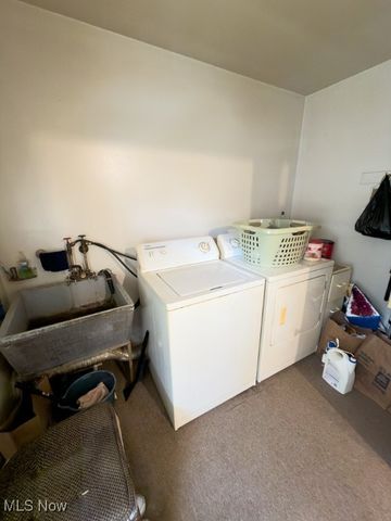 1224 E 351st Street, Eastlake, OH 44095