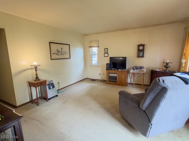 1224 E 351st Street, Eastlake, OH 44095