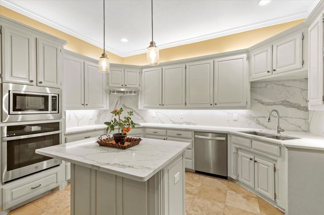 6825 Oak Park Lane, Plano, TX 75023