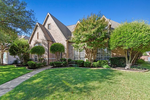 6825 Oak Park Lane, Plano, TX 75023