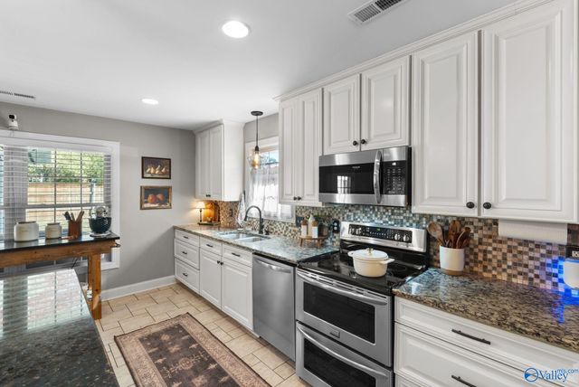 107 Lazy River Court, Harvest, AL 35749