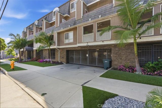 1355 Loma Avenue 310, Long Beach, CA 90804