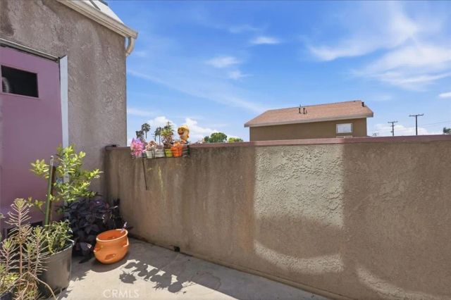 1355 Loma Avenue 310, Long Beach, CA 90804