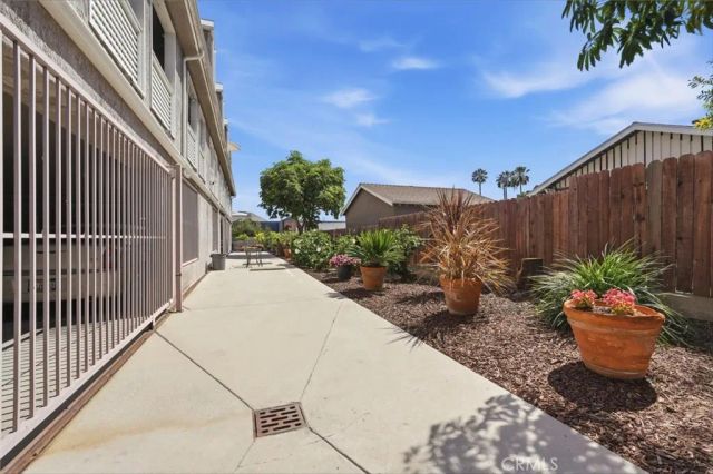1355 Loma Avenue 310, Long Beach, CA 90804