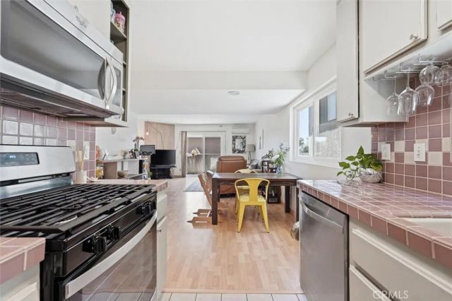 1355 Loma Avenue 310, Long Beach, CA 90804