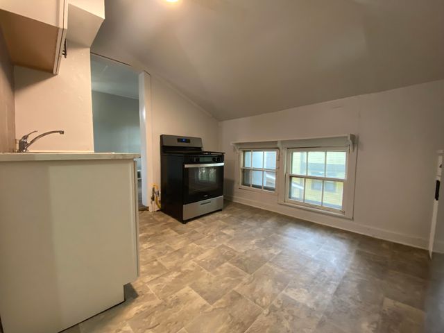 515 Locust Street, Kalamazoo, MI 49007