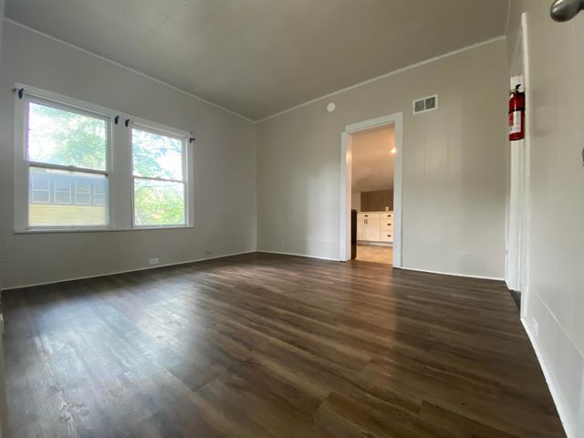 515 Locust Street, Kalamazoo, MI 49007