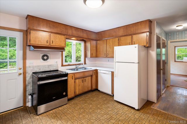 14 Tower Road, Carmel, NY 10512