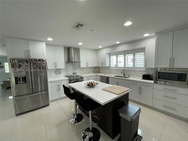 4161 SW 102nd Ave, Miami, FL 33165