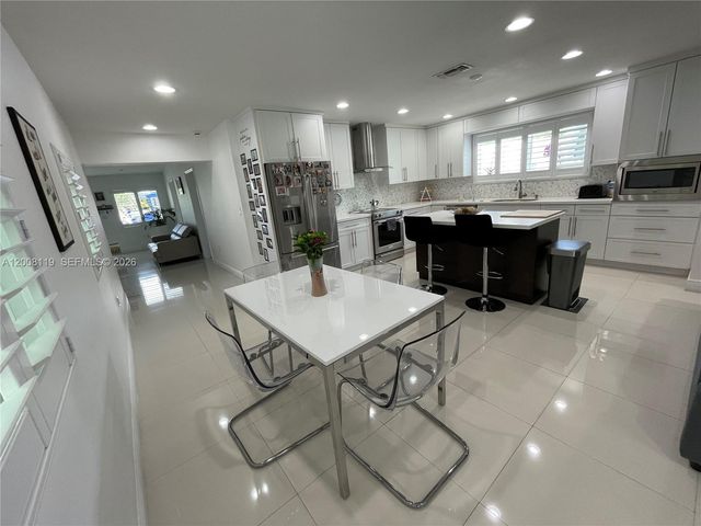 4161 SW 102nd Ave, Miami, FL 33165