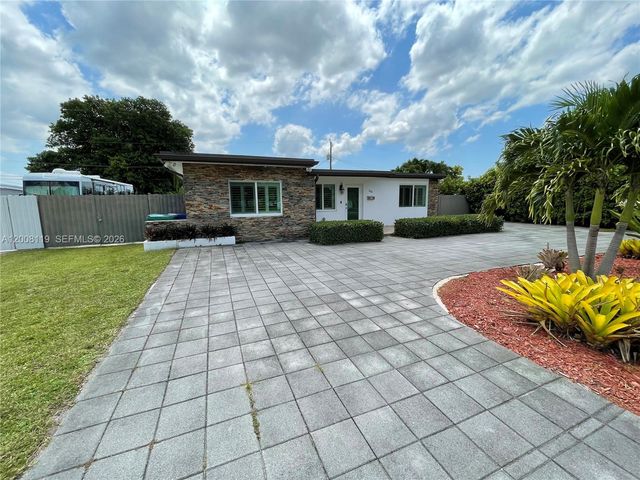 4161 SW 102nd Ave, Miami, FL 33165