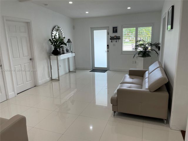 4161 SW 102nd Ave, Miami, FL 33165