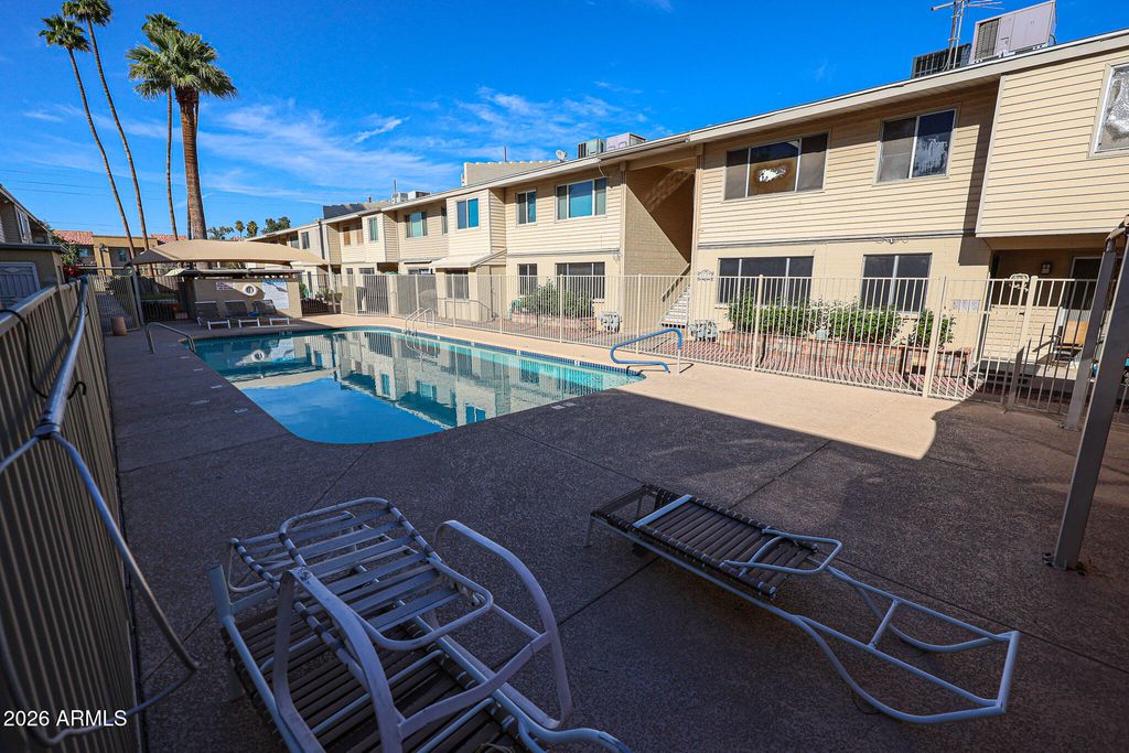 2605 W ROSE Lane B-202, Phoenix, AZ 85017 — photo 2
